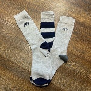 New Aeropostale Crew Socks